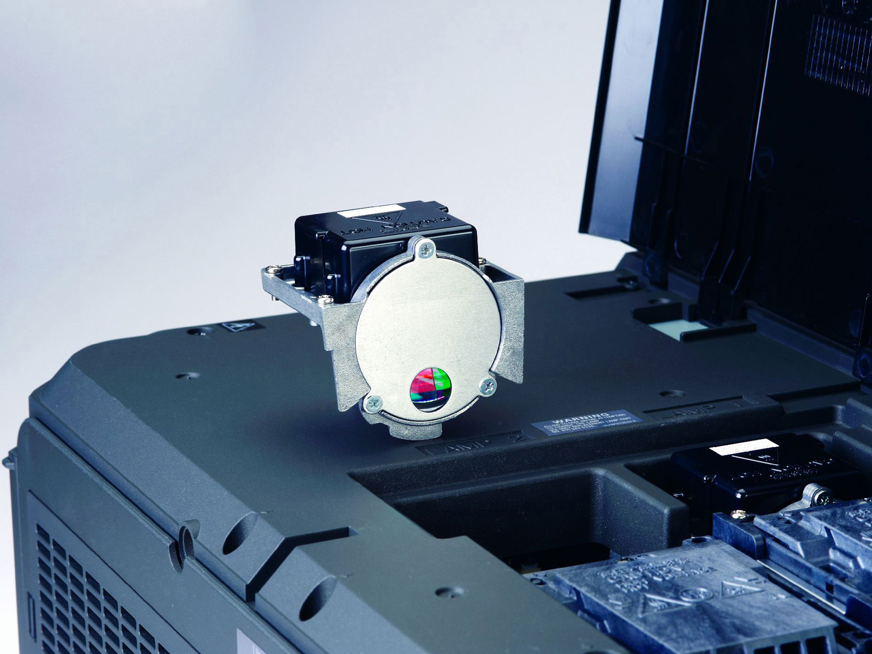 Christie DHD700 HD DLP® projector | 103-022105-XX