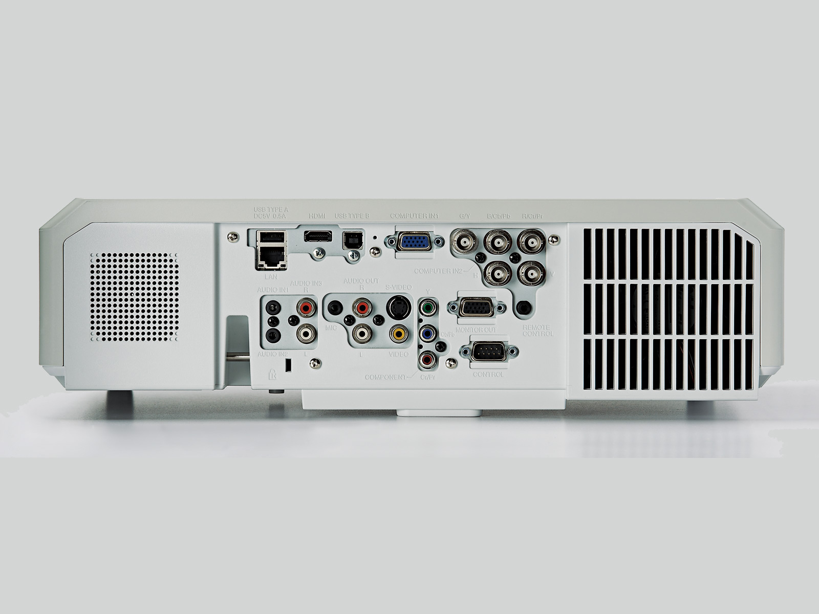 Christie LW41 3LCD projector | 121-010102-XX