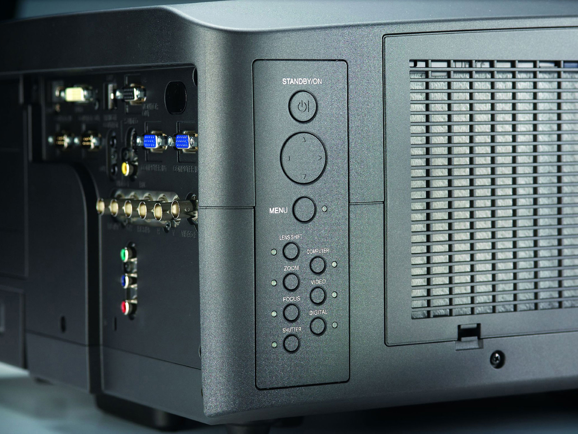 Christie LW720 3-LCD WXGA Projector | 121-024107-xx