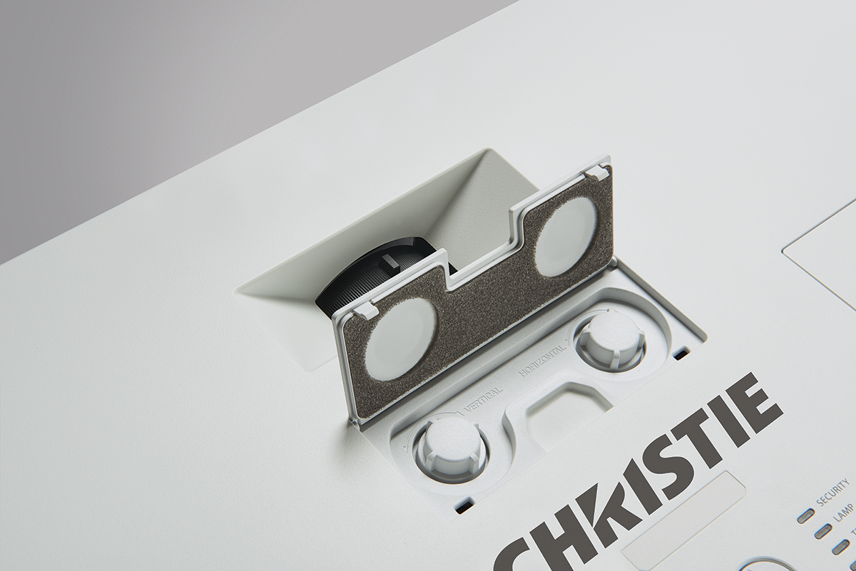 Christie LWU502 3LCD projector | 121-042107-XX