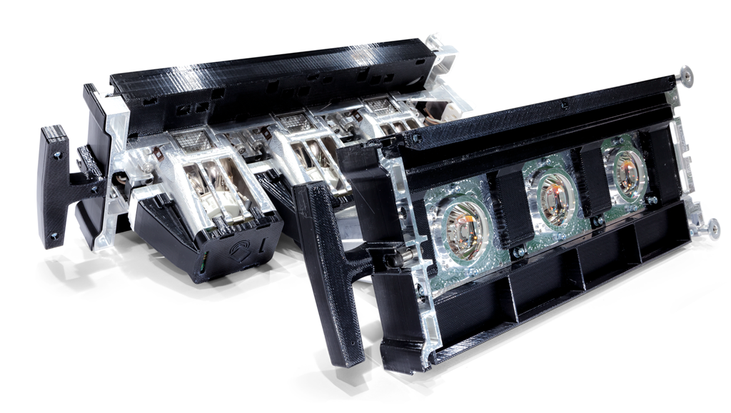 Christie Mirage 304K – 30,000 lumen, 3DLP, 4K  projector at true 120Hz | 144-001023-XX