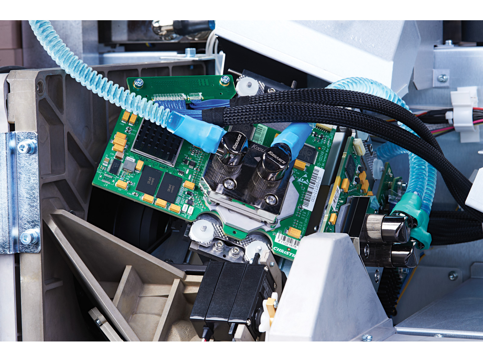 Christie Mirage HD20K-J 3D 3DLP projector | 132-017121-XX