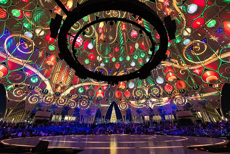 RGB pure laser projectors create an immersive Christmas show in Al Wasl Plaza