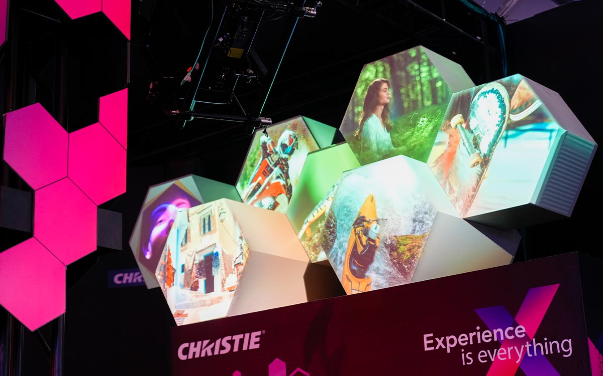 M 4K25 RGB 纯激光投影机