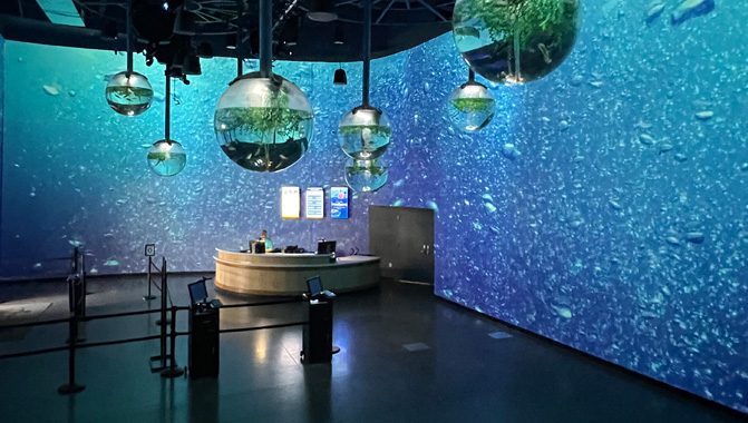 OdySea Aquarium lobby
