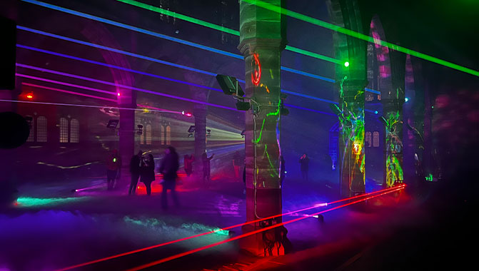 Photos courtesy of Paul Alty/Rocco Helmchen 