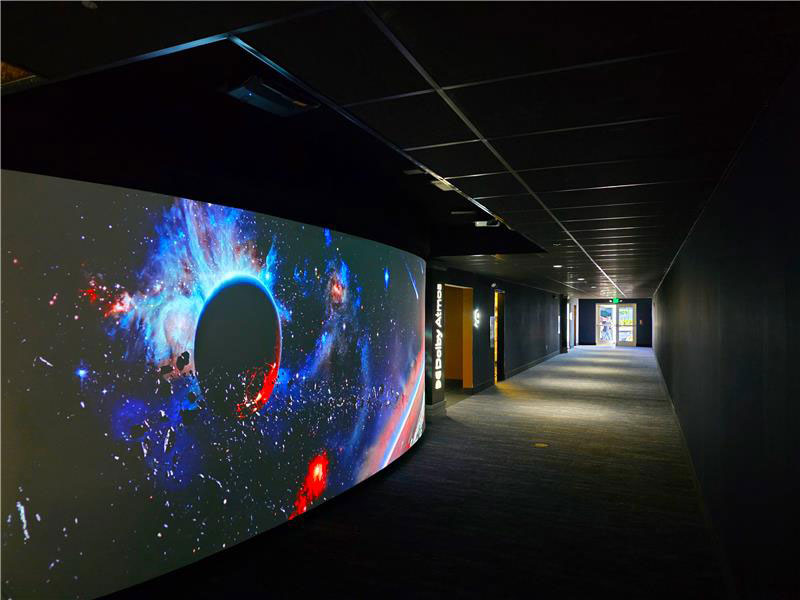 Our Captiva projectors illuminate the foyer at Phoenix Theatres' new Governor&rsquo;s Square Mall location.